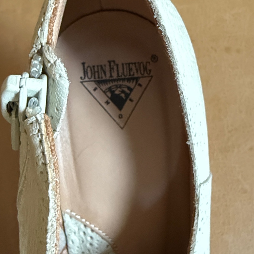 JOHN FLUVOG super cute booties 6.5 - Picture 4 of 8